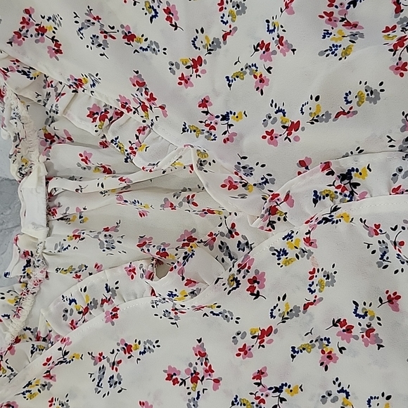 Women's T-shirt with Sleeve - Picture 5 of 10